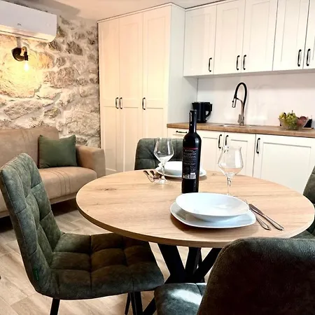 Apartment Roza Konjic