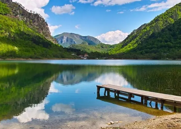 Roza شقة كونييتش