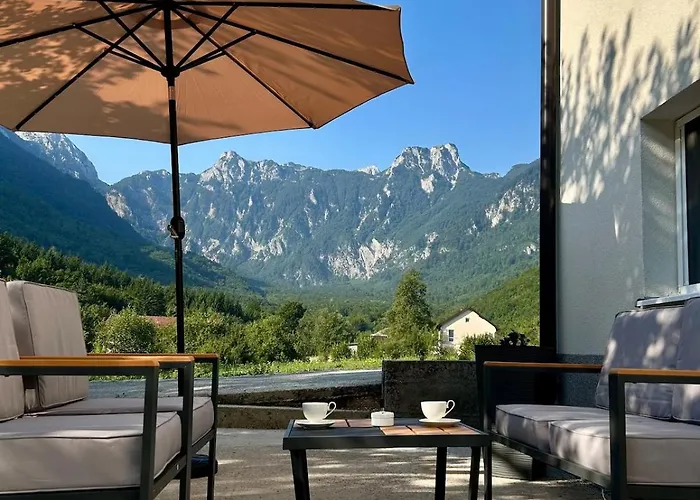 Roza شقة كونييتش